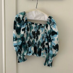 Sunday Up Blouse
Size Medium